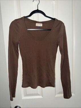 Universal Thread Brown Scoop Neck Long Sleeve Top